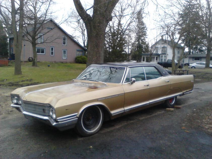 Accompanying image for Looking for parts for my 66 Electra